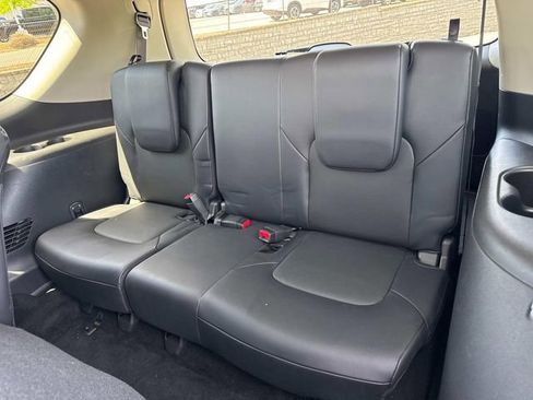 Certified 2024 Nissan Armada SV image 17