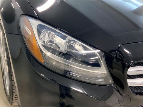 Used 2018 Mercedes-Benz C 300 4MATIC Sedan image 28