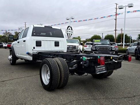 New 2026 RAM 5500 Tradesman w/ Chrome Appearance Group AWD/4WD image 14