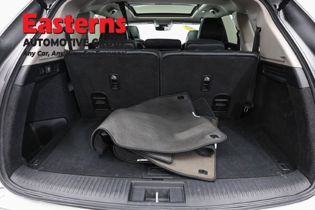 Used 2022 Acura MDX SH-AWD image 11