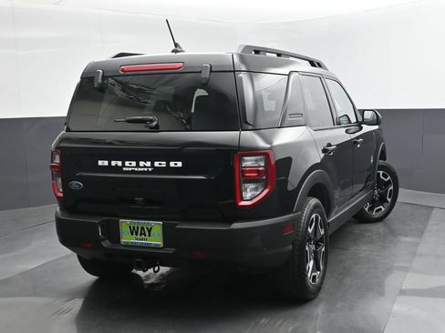 Certified 2022 Ford Bronco Sport Outer Banks w/ Tech Package AWD/4WD image 32