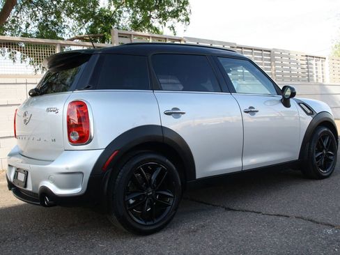 Used 2015 MINI Cooper Countryman S image 3