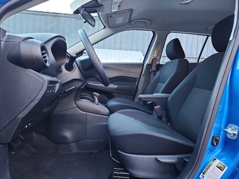 Certified 2025 Nissan Kicks Play S image 13
