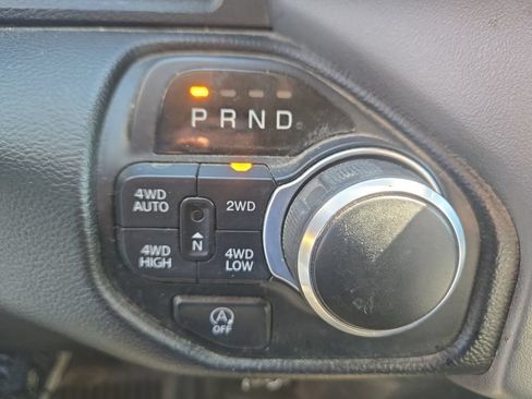 Used 2019 RAM 1500 Big Horn AWD/4WD image 29
