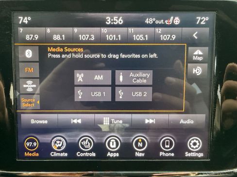 Used 2021 Jeep Grand Cherokee Limited X image 37