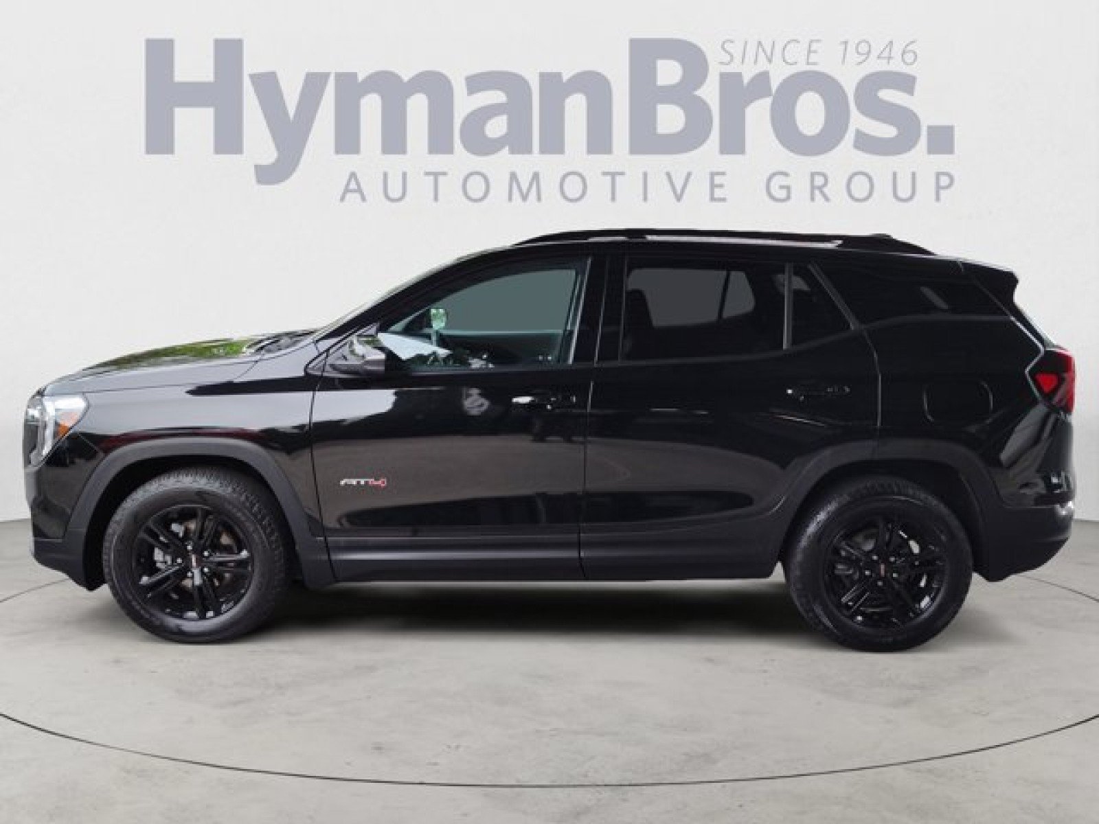 Used 2023 GMC Terrain AT4 w/ Tech Package AWD/4WD image 6