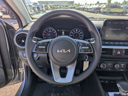 Used 2023 Kia Forte LXS w/ LXS Technology Package FWD image 15