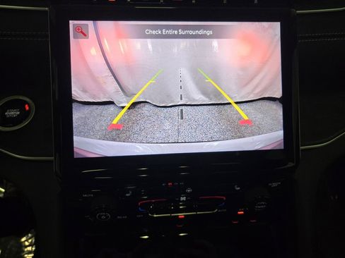 New 2025 Jeep Grand Cherokee L Limited w/ Trailer Tow Package image 19