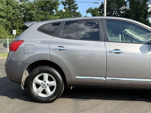 Used 2013 Nissan Rogue S w/ Special Edition Pkg AWD/4WD image 9