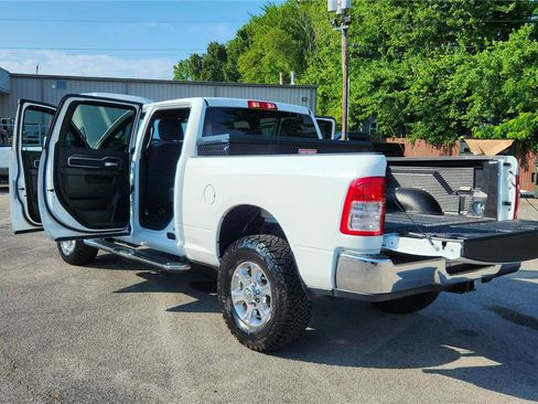 Used 2024 RAM 2500 Big Horn AWD/4WD image 7
