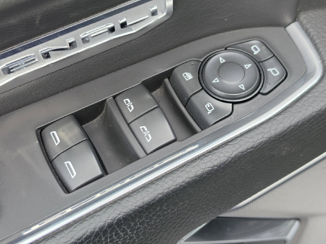 Used 2024 GMC Sierra 1500 Denali AWD/4WD image 25