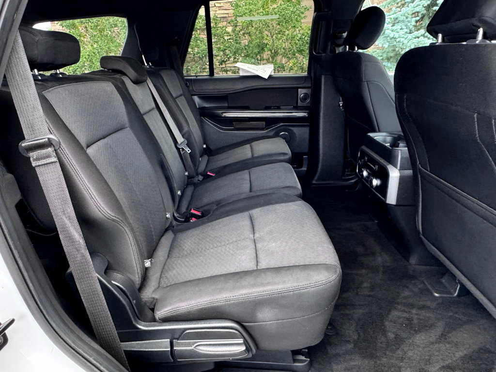 Used 2018 Ford Expedition XLT AWD/4WD image 35