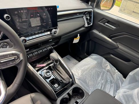 New 2026 GMC Canyon Elevation w/ Convenience Package image 28