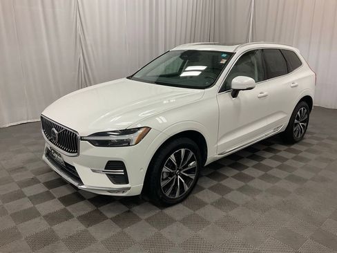 Used 2023 Volvo XC60 B5 Plus image 8