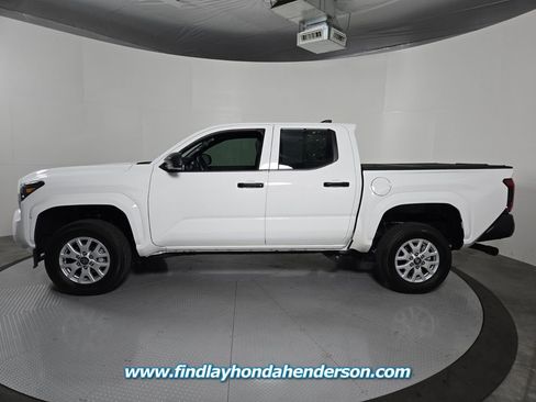 Used 2025 Toyota Tacoma SR RWD image 3