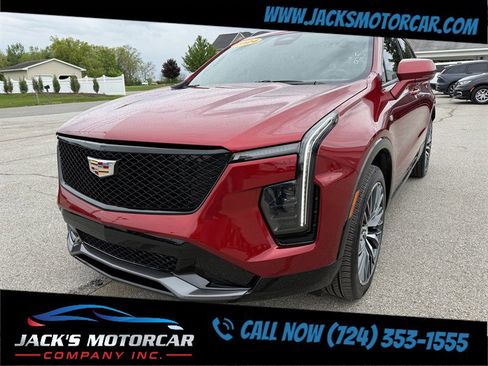 Used 2024 Cadillac XT4 Sport AWD/4WD image 8