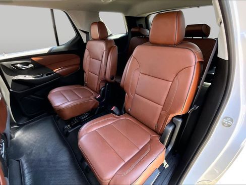 Used 2019 Chevrolet Traverse High Country AWD/4WD image 21
