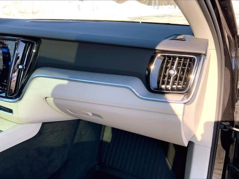 Used 2026 Volvo V60 B5 Cross Country Plus w/ Protection Package Premier image 19