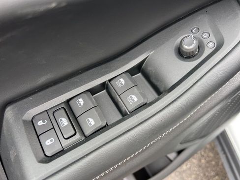 New 2025 Jeep Grand Cherokee L Altitude AWD/4WD image 10