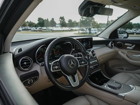 Certified 2022 Mercedes-Benz GLC 300 4MATIC image 16