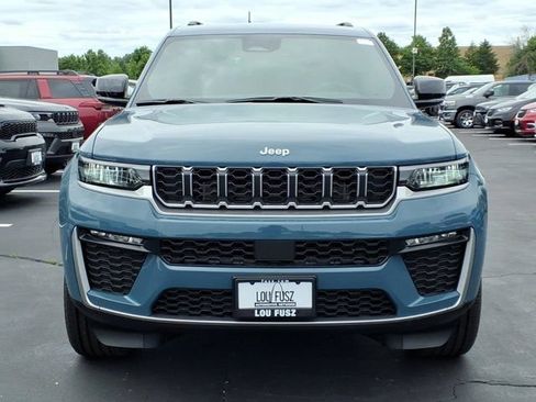 New 2026 Jeep Grand Cherokee L Limited w/ Trailer Tow Package AWD/4WD image 23