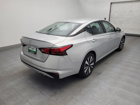Used 2021 Nissan Altima 2.5 SV FWD image 9