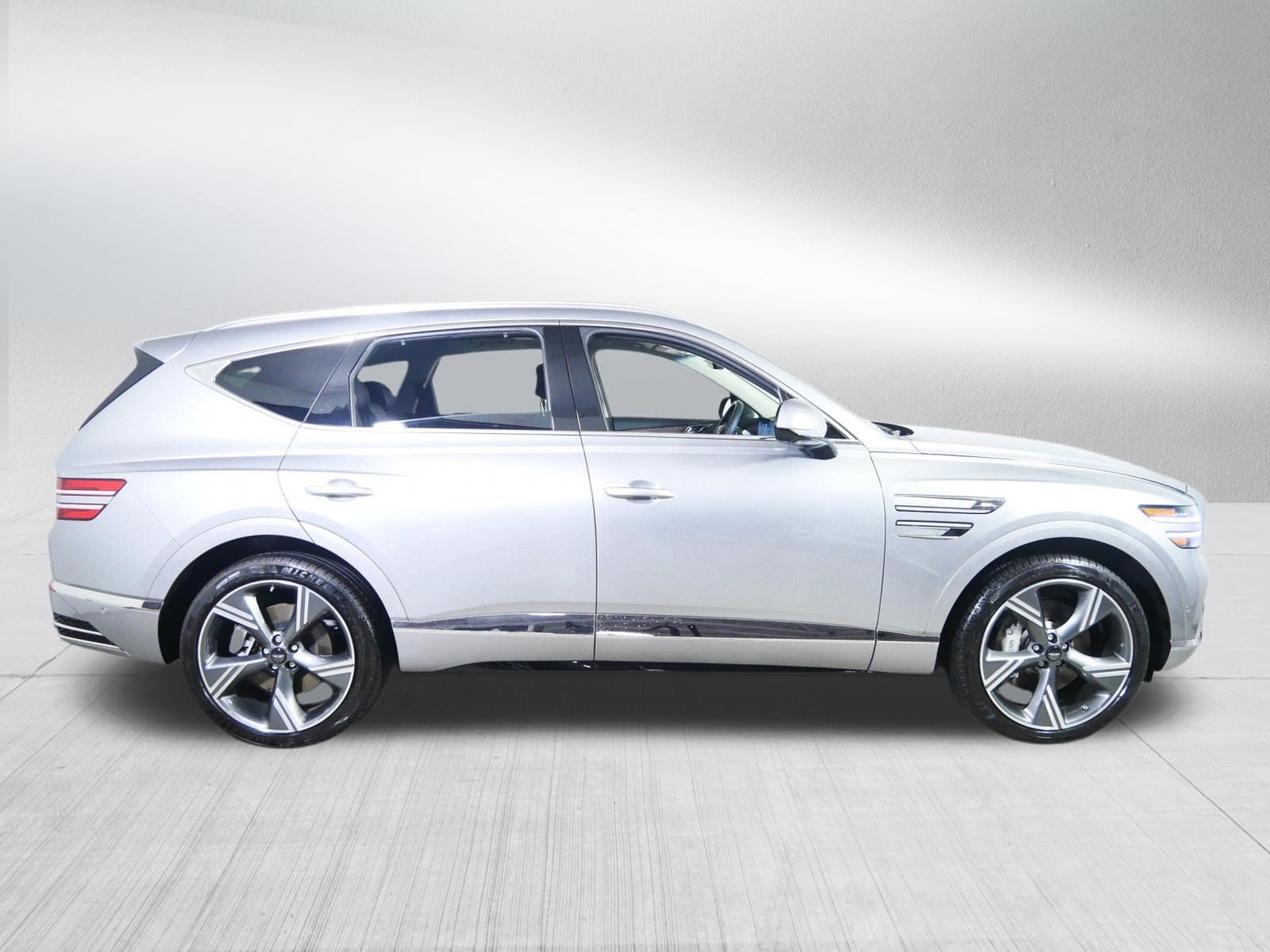 Certified 2025 Genesis GV80 3.5T Prestige AWD/4WD image 8