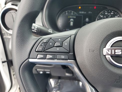 Used 2023 Nissan Kicks SV image 25