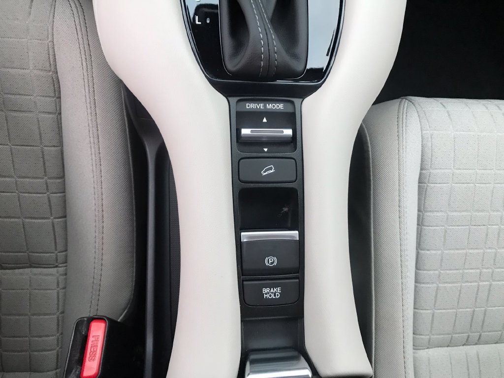 Certified 2024 Honda HR-V LX image 21