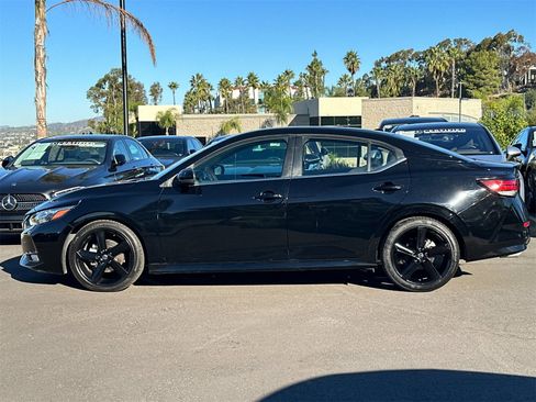Used 2022 Nissan Sentra SR w/ Midnight Edition image 6