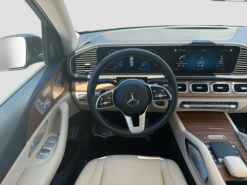 Used 2022 Mercedes-Benz GLE 350 4MATIC image 18