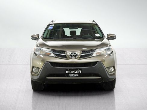 Used 2015 Toyota RAV4 XLE AWD/4WD image 8