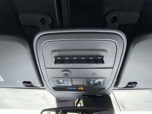 Used 2023 Ford Bronco Badlands image 29