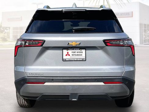 Used 2025 Chevrolet Equinox LT w/ Convenience Package II FWD image 16