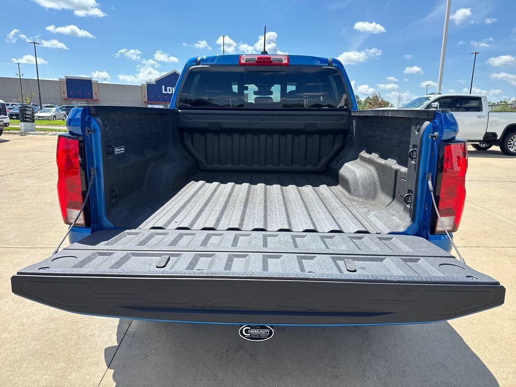 Certified 2024 Chevrolet Colorado Trail Boss w/ Advanced Trailering Package AWD/4WD image 7