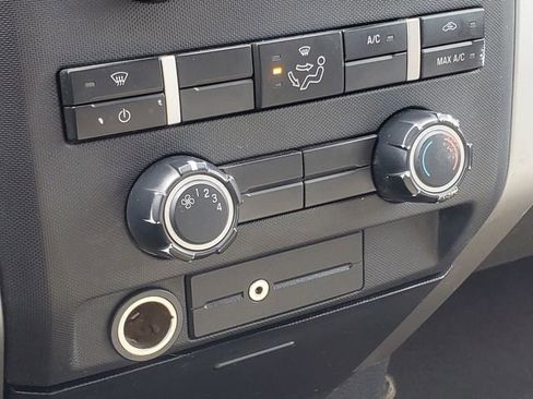 Used 2009 Ford F150 XLT AWD/4WD image 15
