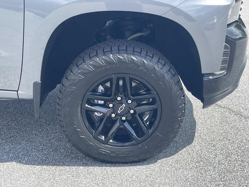 Used 2021 Chevrolet Silverado 1500 Custom Trail Boss AWD/4WD image 10
