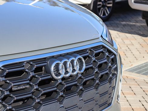 Used 2024 Audi Q5 2.0T Premium image 6