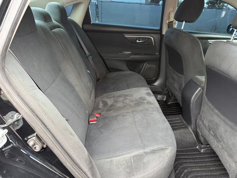 Used 2015 Nissan Altima 2.5 S w/ Power Driver Seat Package FWD image 20