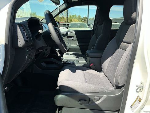 New 2026 Nissan Frontier SV image 12