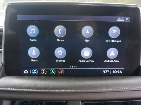 Used 2021 GMC Yukon SLT w/ SLT Premium Package image 10