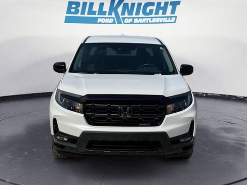 Used 2025 Honda Ridgeline Sport image 8