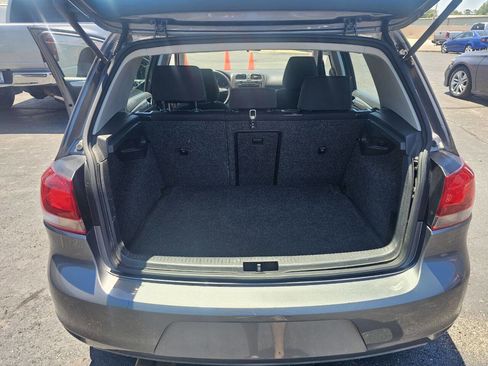 Used 2012 Volkswagen Golf 4-Door FWD image 15