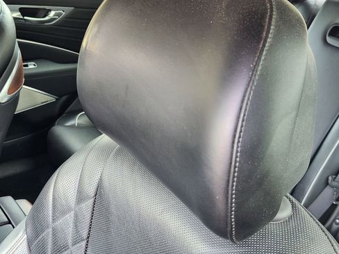 Used 2019 Kia K900 Luxury image 13