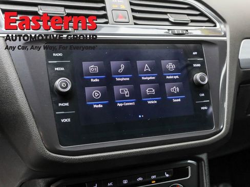 Used 2024 Volkswagen Tiguan S image 18