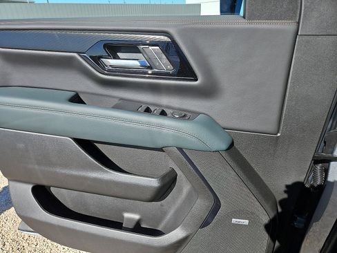 New 2026 GMC Yukon XL AT4 w/ AT4 Premium Plus Package image 15