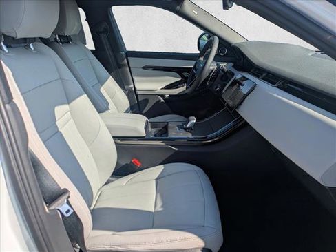 New 2026 Land Rover Range Rover Evoque S AWD/4WD image 17