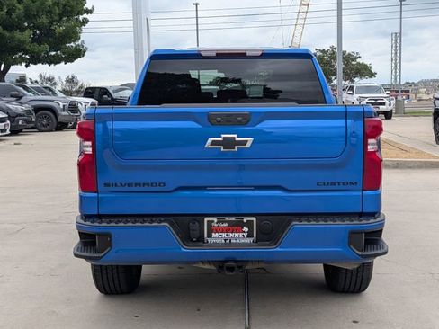 Used 2024 Chevrolet Silverado 1500 Custom w/ Turbomax Blackout Package RWD image 7