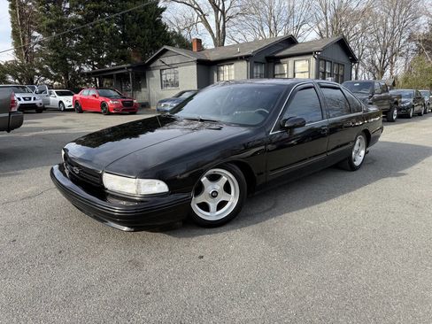 Used 1994 Chevrolet Caprice SS image 1