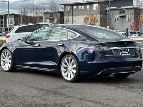 Used 2013 Tesla Model S Performance image 5